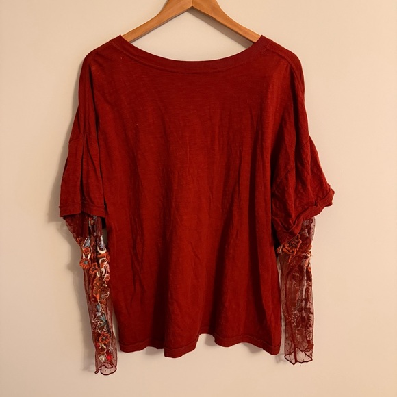 FREE PEOPLE GARDENER TEE - Picture 8 of 8